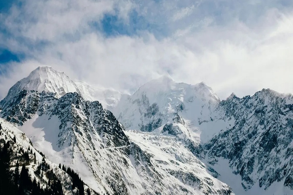 uttarakhand-to-set-up-spiritual-economic-zones-in-garhwal-kumaon-to-boost-global-spiritual-tourism